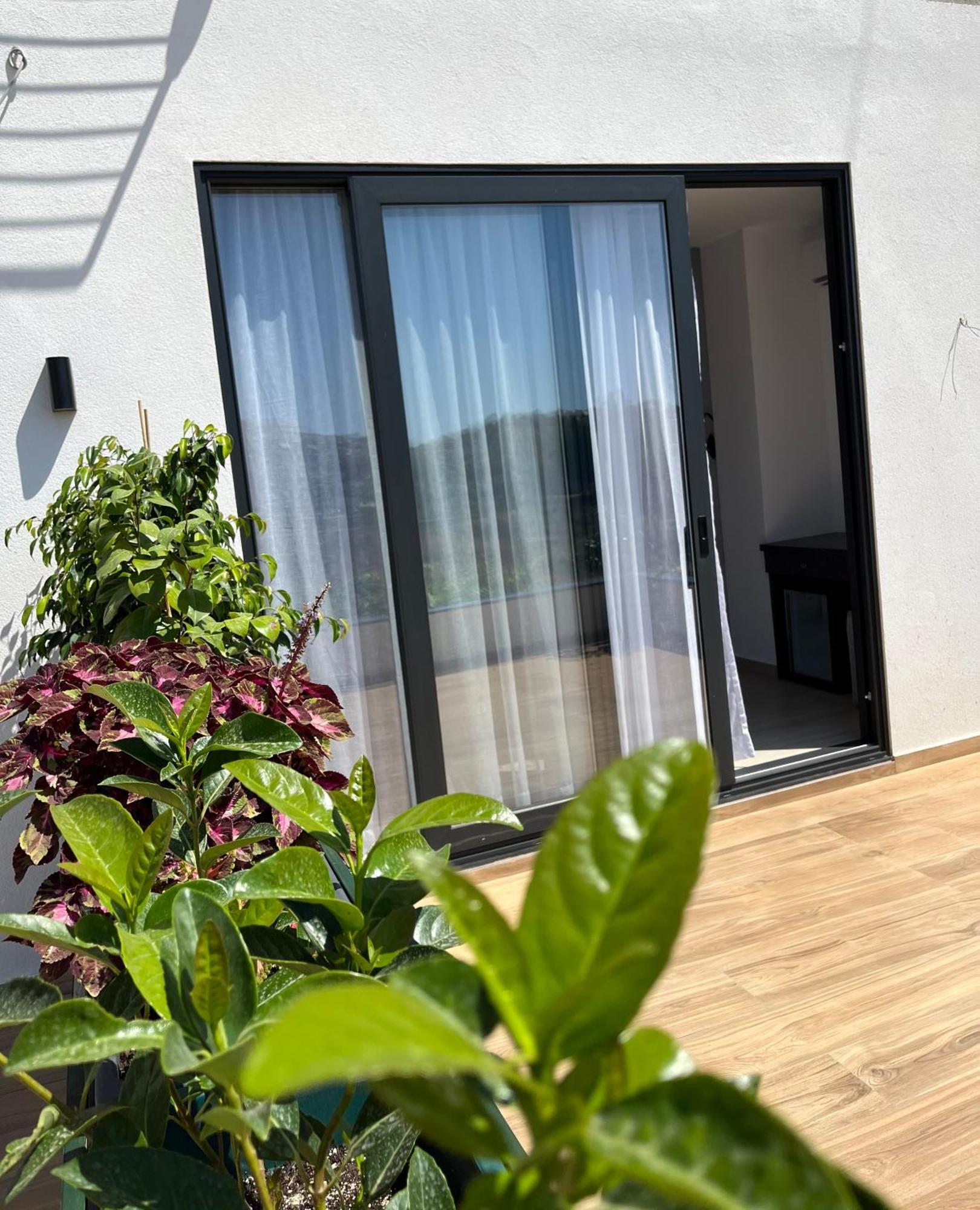 Hotel Del Mare Sarandë Exteriér fotografie